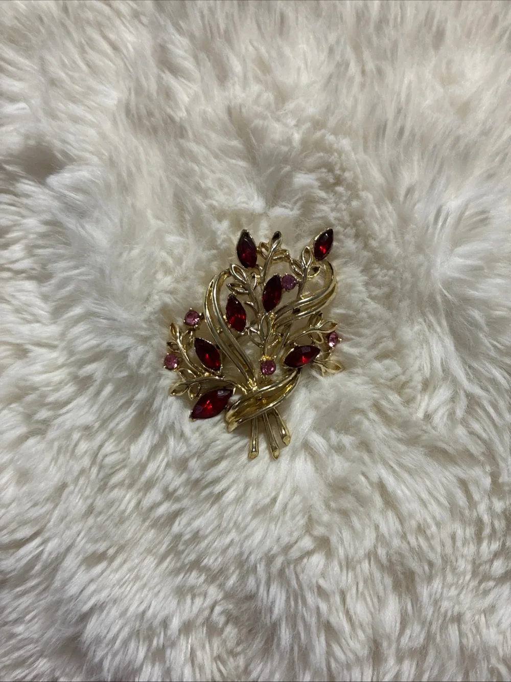 Unknown elegant gold